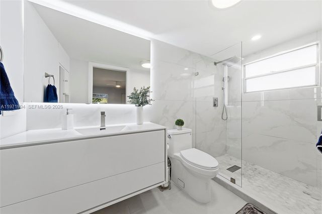 1551 SW 135th Ter 201G, Pembroke Pines, FL 33027