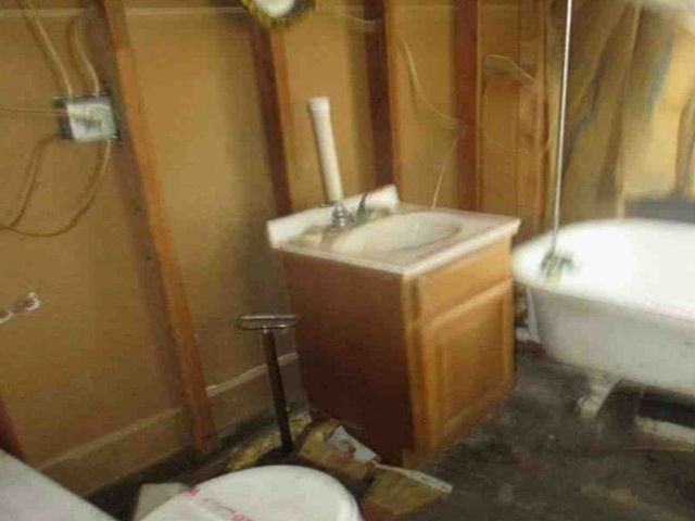 2920 Pearl Street, Franklin Park, IL 60131