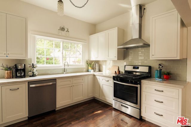 342 N Atlantic Boulevard, Alhambra, CA 91801