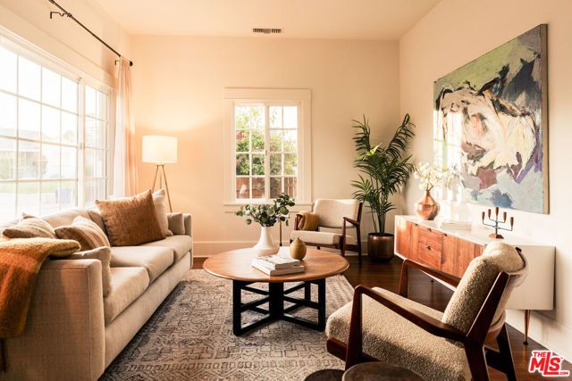 342 N Atlantic Boulevard, Alhambra, CA 91801