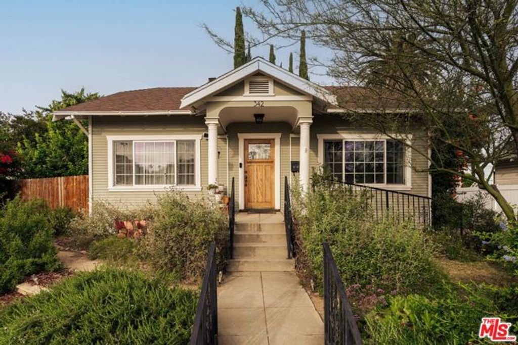 342 N Atlantic Boulevard, Alhambra, CA 91801