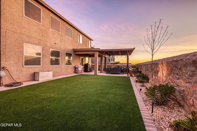 217 S MANZANITA Drive, El Paso, TX 79928