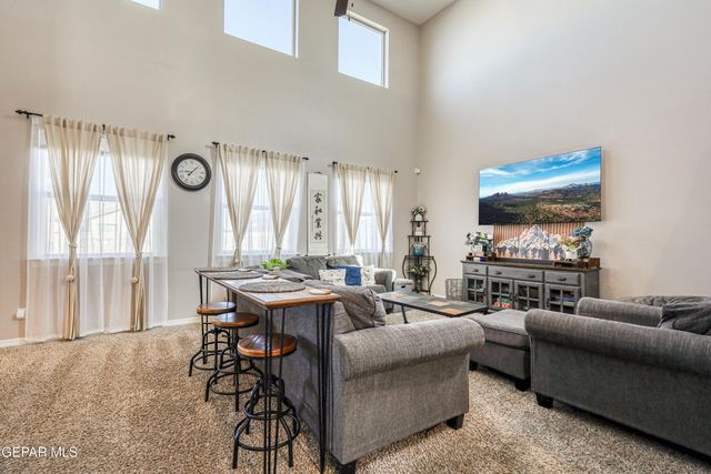 217 S MANZANITA Drive, El Paso, TX 79928