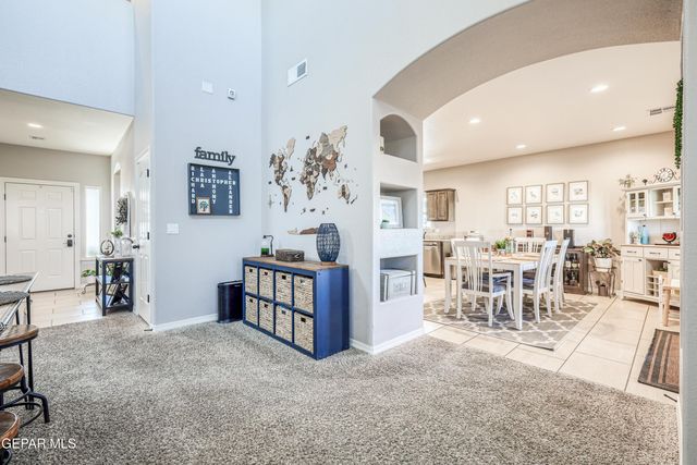 217 S MANZANITA Drive, El Paso, TX 79928