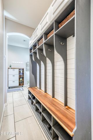 217 S MANZANITA Drive, El Paso, TX 79928