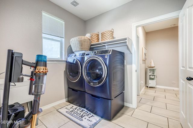 217 S MANZANITA Drive, El Paso, TX 79928