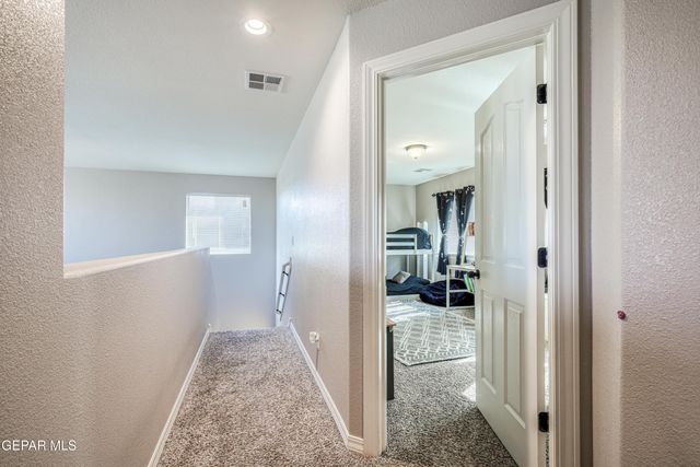 217 S MANZANITA Drive, El Paso, TX 79928