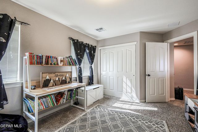 217 S MANZANITA Drive, El Paso, TX 79928