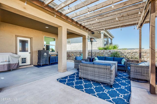 217 S MANZANITA Drive, El Paso, TX 79928