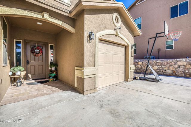 217 S MANZANITA Drive, El Paso, TX 79928