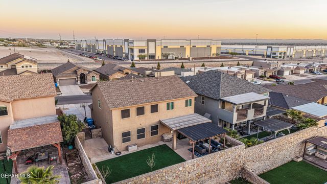 217 S MANZANITA Drive, El Paso, TX 79928