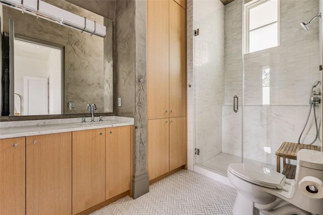 4814 Rollingwood DR, Austin, TX 78746
