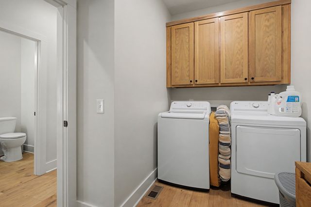 638 Howell Rd, Westmoreland, TN 37186