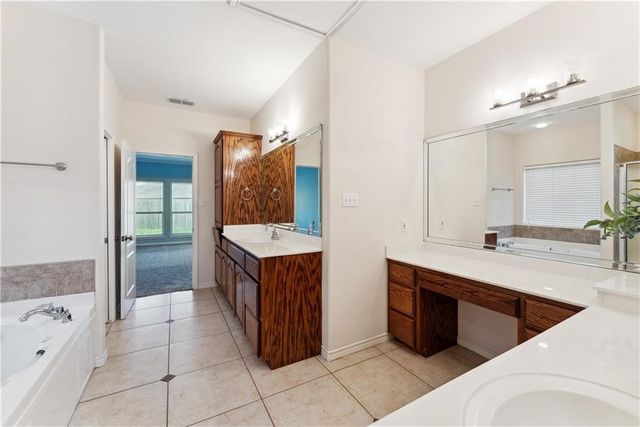 6530 Picante Dr, Corpus Christi, TX 78414