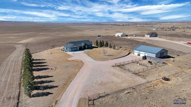 22869 GATEWAY DR, Box Elder, SD 57719