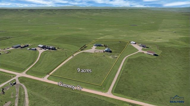 22869 GATEWAY DR, Box Elder, SD 57719