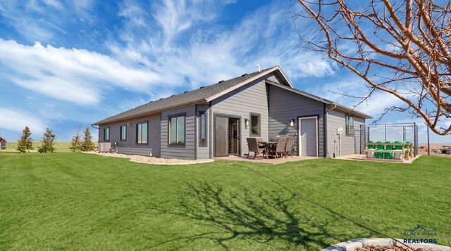 22869 GATEWAY DR, Box Elder, SD 57719