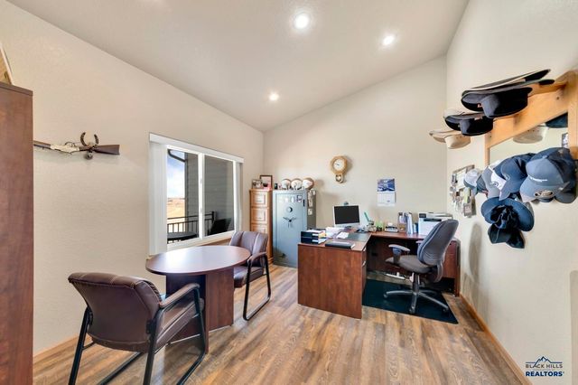 22869 GATEWAY DR, Box Elder, SD 57719