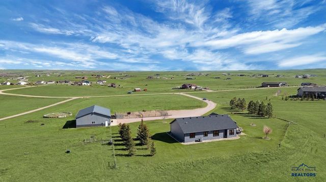 22869 GATEWAY DR, Box Elder, SD 57719