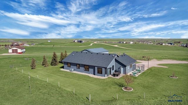 22869 GATEWAY DR, Box Elder, SD 57719