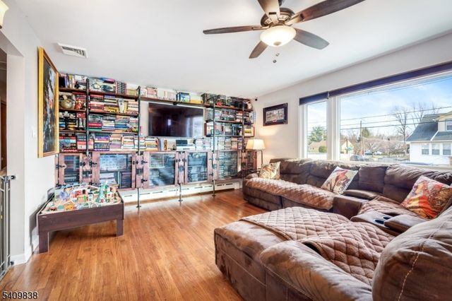 223 Plainfield Ave, Piscataway Twp., NJ 08854