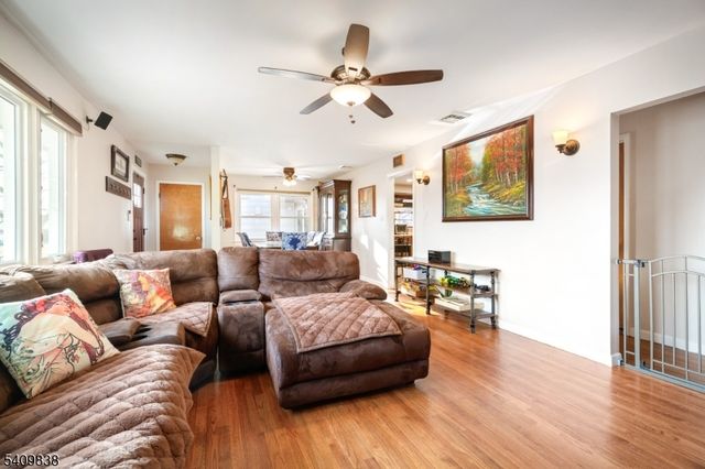 223 Plainfield Ave, Piscataway Twp., NJ 08854