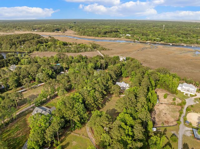 4663 Causey Pond Road, Awendaw, SC 29429