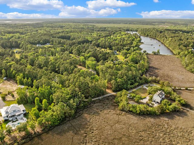4663 Causey Pond Road, Awendaw, SC 29429