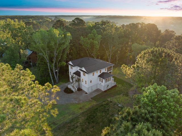 4663 Causey Pond Road, Awendaw, SC 29429