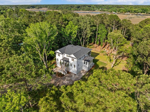 4663 Causey Pond Road, Awendaw, SC 29429