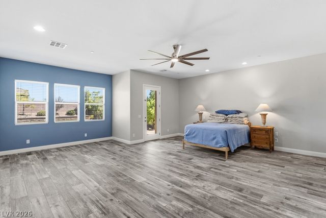 10360 Mystic Ledge Court, Las Vegas, NV 89149