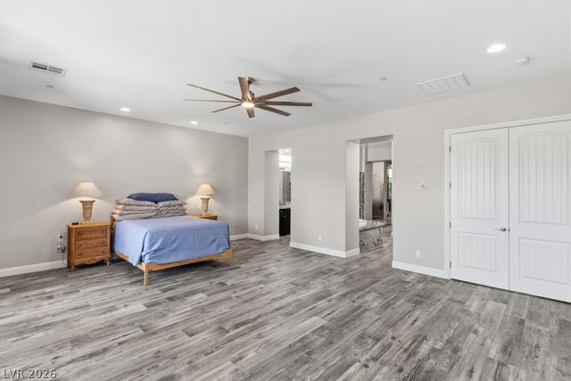 10360 Mystic Ledge Court, Las Vegas, NV 89149