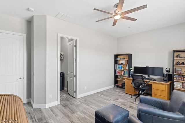 10360 Mystic Ledge Court, Las Vegas, NV 89149