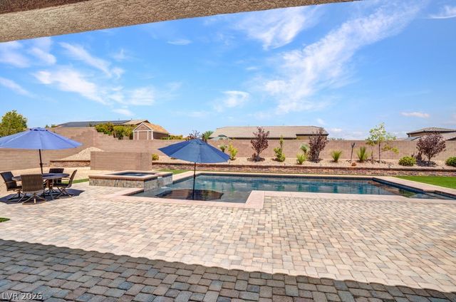 10360 Mystic Ledge Court, Las Vegas, NV 89149