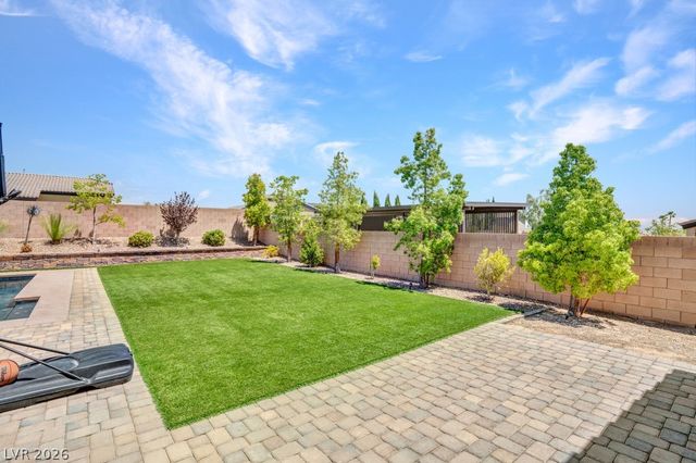 10360 Mystic Ledge Court, Las Vegas, NV 89149