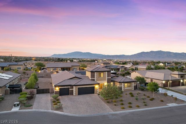 10360 Mystic Ledge Court, Las Vegas, NV 89149