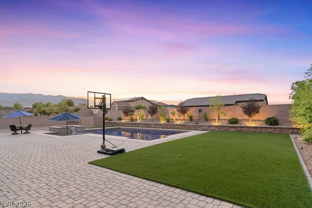 10360 Mystic Ledge Court, Las Vegas, NV 89149