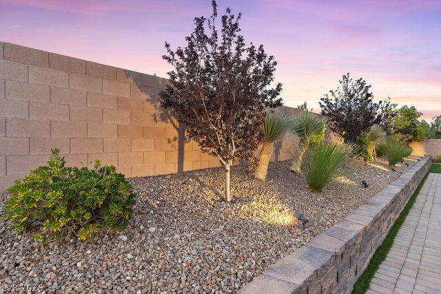 10360 Mystic Ledge Court, Las Vegas, NV 89149