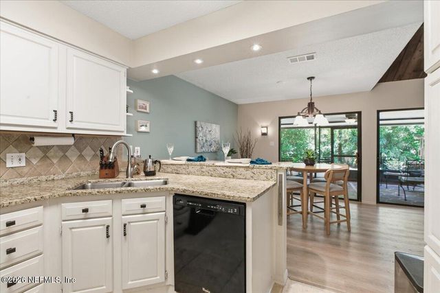 6213 LAKE LUGANO Drive 6213, Jacksonville, FL 32256