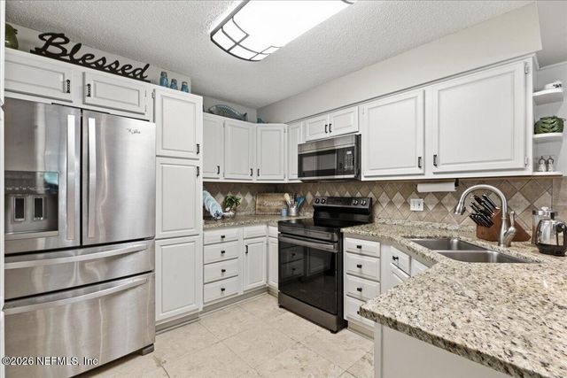 6213 LAKE LUGANO Drive 6213, Jacksonville, FL 32256