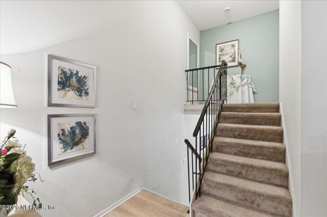 6213 LAKE LUGANO Drive 6213, Jacksonville, FL 32256