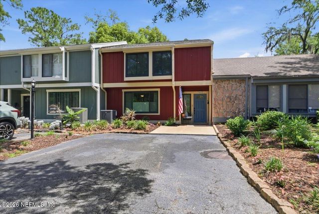 6213 LAKE LUGANO Drive 6213, Jacksonville, FL 32256