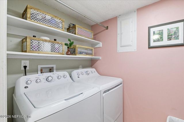 6213 LAKE LUGANO Drive 6213, Jacksonville, FL 32256