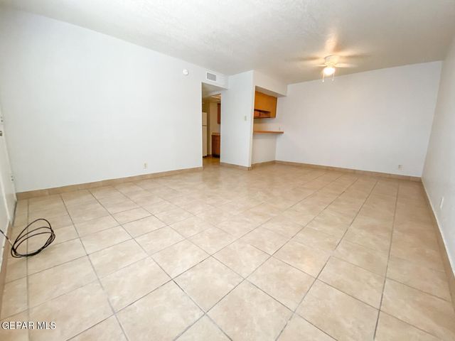 4700 Maxwell Avenue 22, El Paso, TX 79904