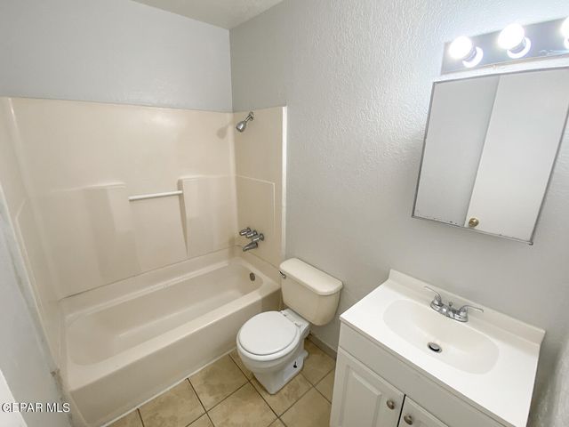 4700 Maxwell Avenue 22, El Paso, TX 79904