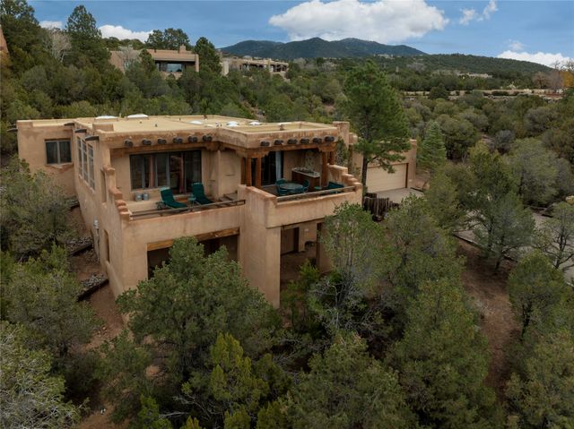 860 Camino Chaco, Santa Fe, NM 87501