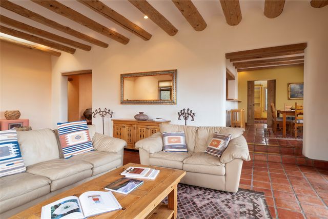 860 Camino Chaco, Santa Fe, NM 87501