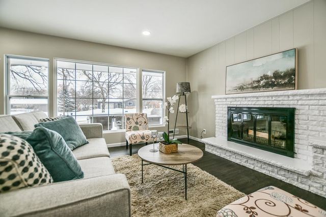 3709 W 102nd Street, Bloomington, MN 55431