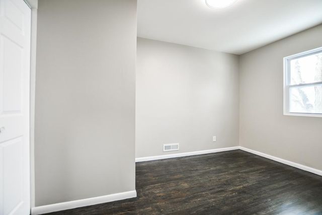 3709 W 102nd Street, Bloomington, MN 55431