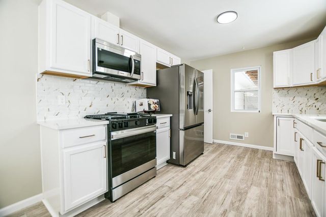 3709 W 102nd Street, Bloomington, MN 55431